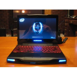 Alienware M11x R2 (Core i7 640UM, 4GB, 320GB, VGA 1GB NVidia Geforce GT 335M, 11.6 inch) 